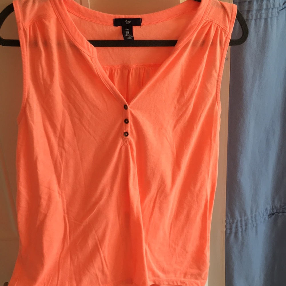 ☀️5/$25 Gap Tank